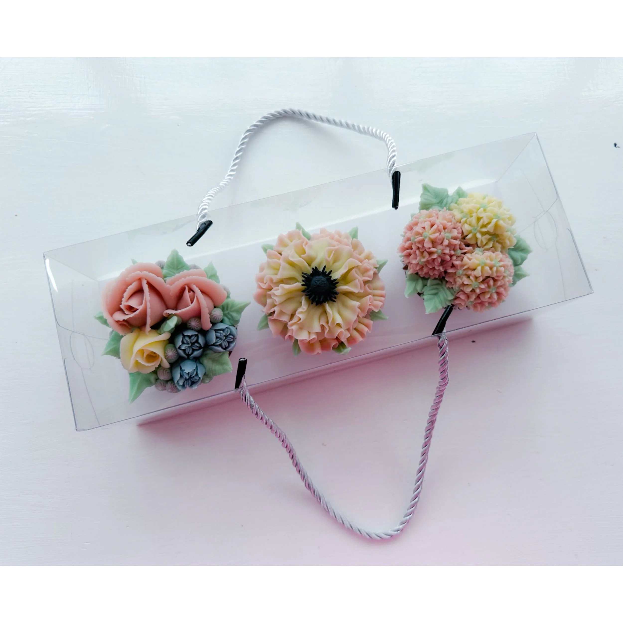 Botanical Transparent Cupcake Boxes with Handle- Holds 3 Cupcakes