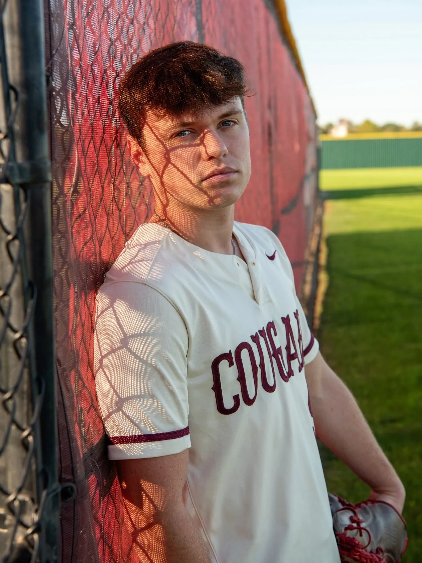 Senior Sunday for my second Tureau!
⠀⠀⠀⠀⠀⠀⠀⠀⠀
Drew is an incredible athlete - a leader on the football and baseball fields. Always fun to incorporate what my clients love into their sessions. ⚾️🏈
⠀⠀⠀⠀⠀⠀⠀⠀⠀
#seniorguys #katyphotographer #katyseniorph