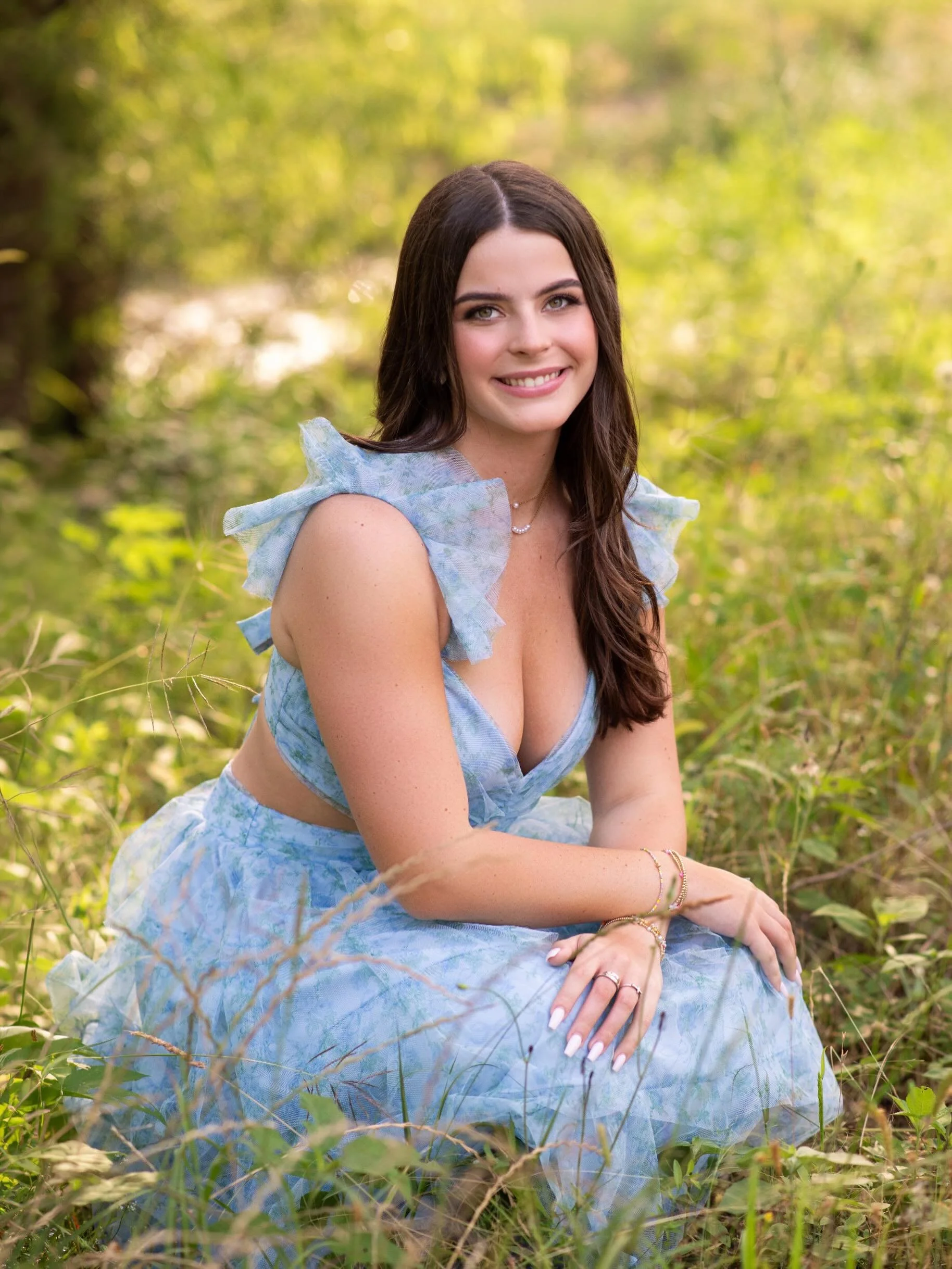 This kid. What can I say?! She is a bonus kid of mine. You know those friends you meet and just connect with - like you have known them your whole life. Well, when they have daughters, you get bonus kids! And Lily is one of mine! I adore the Fryar Fa