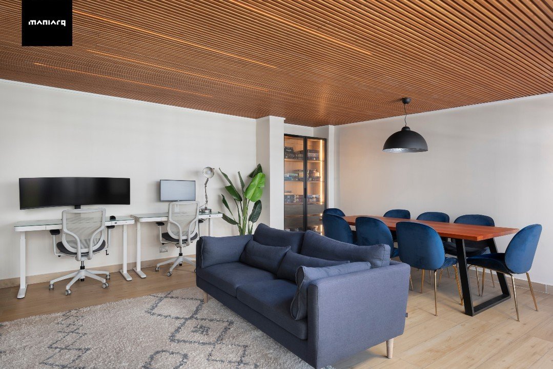 Remodelaci&oacute;n Depto JPD, Las Condes. 

Arquitectura y construcci&oacute;n: @Maniarq
Muebles: @michelsonsilvac
Fotos: @sebastian_cfnts
