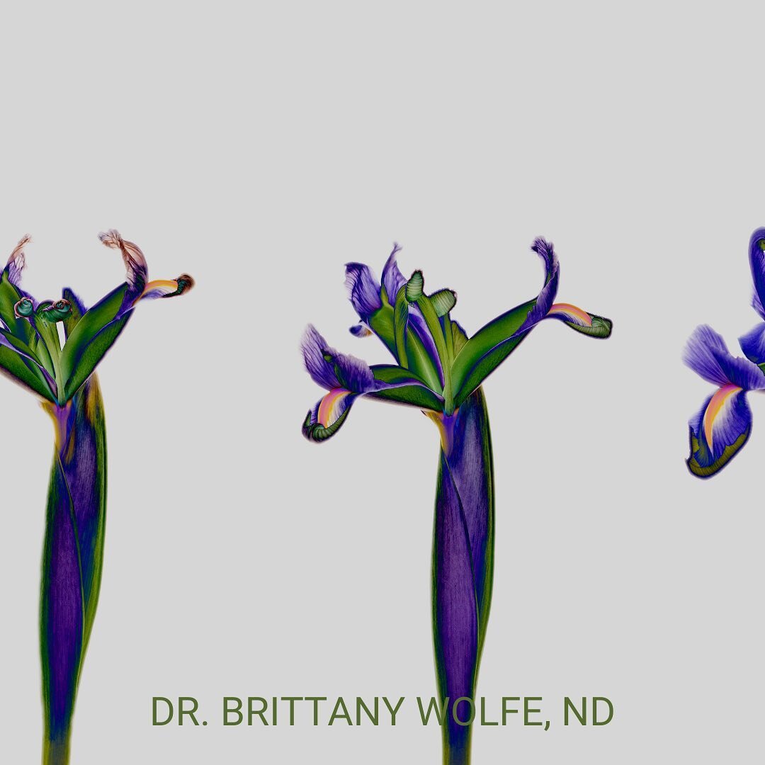 Ever wonder why you have some cycles that are 💁&zwj;♀️ and others that are 🤦🏽&zwj;♀️? 

First: Your ovaries are sisters, NOT twins. They ideally share the workload when it comes to sprouting follicles and ovulating. Sometimes a sister is a little 