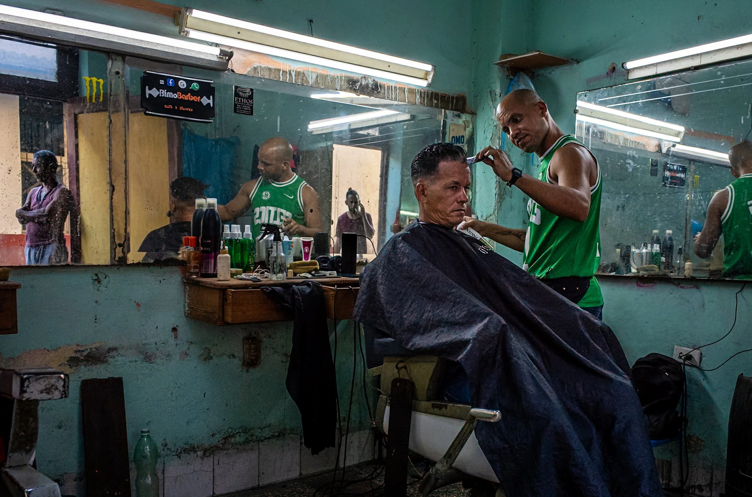Barber shop in Havana