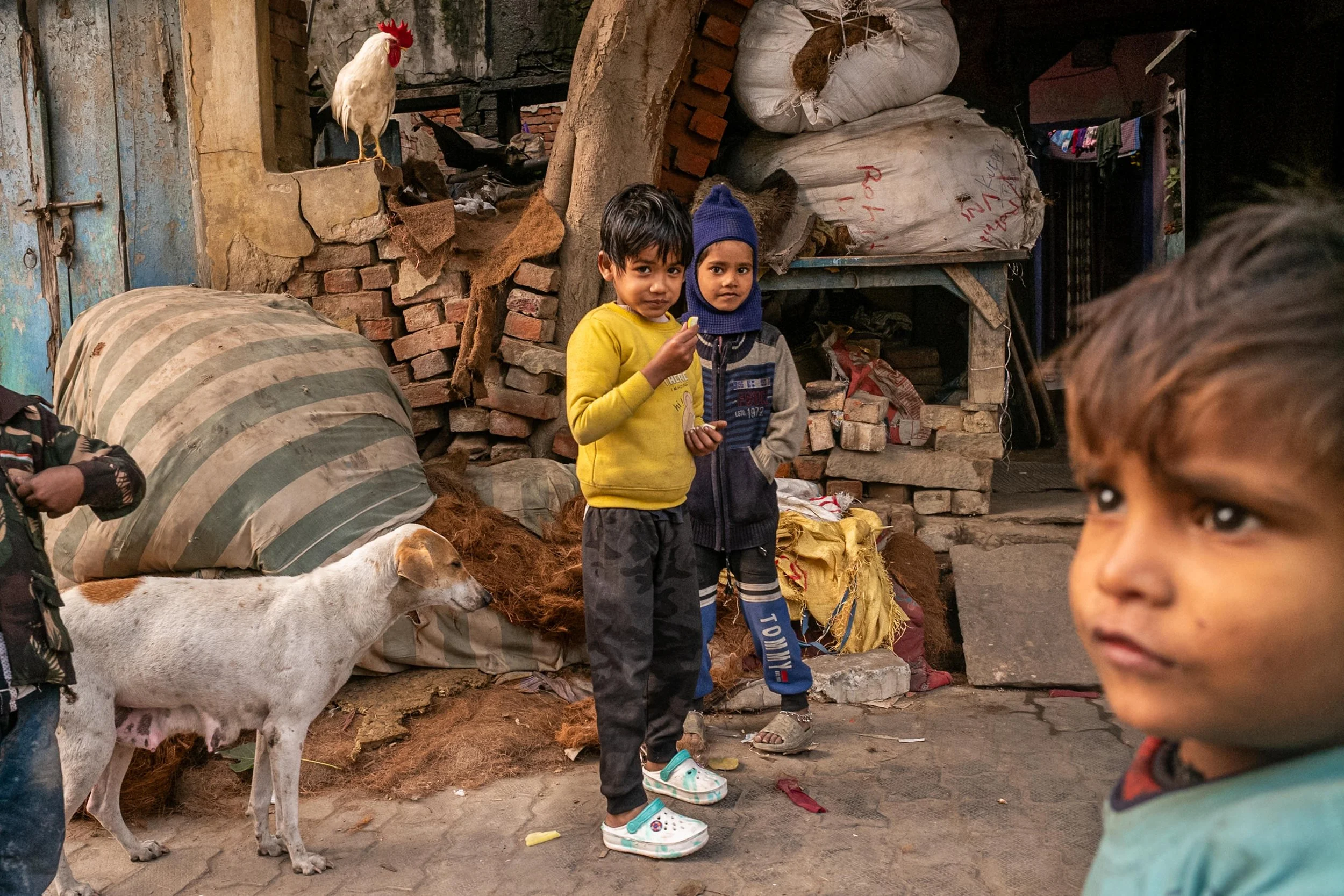 Children playing in Varanasi 1