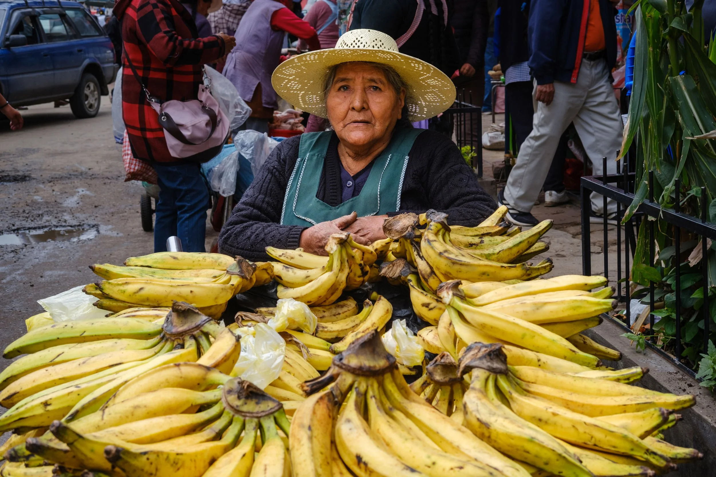 Banana seller in Triangulo market in Cochabamba