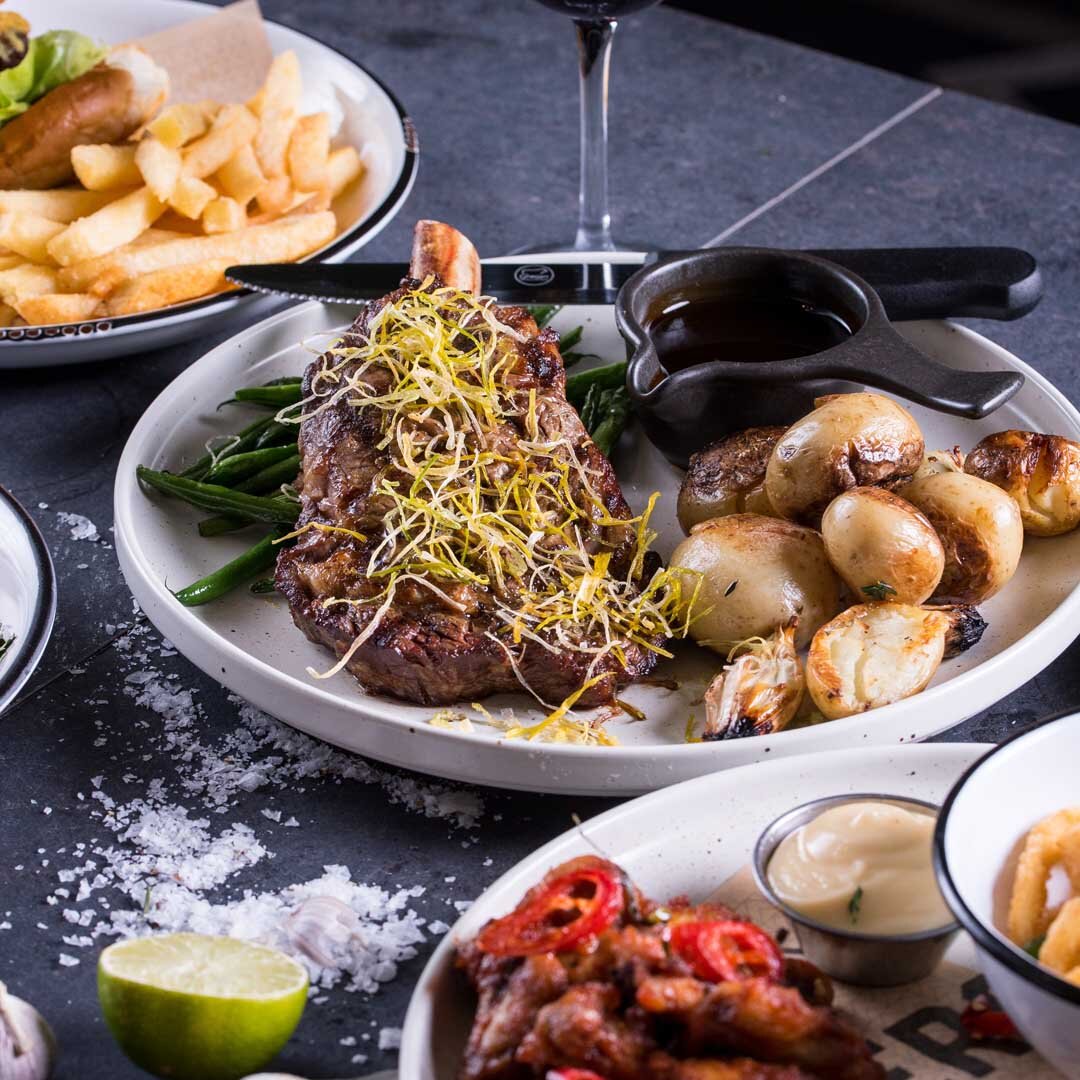 Home-Supp Content-Family Bistro-Square.jpg