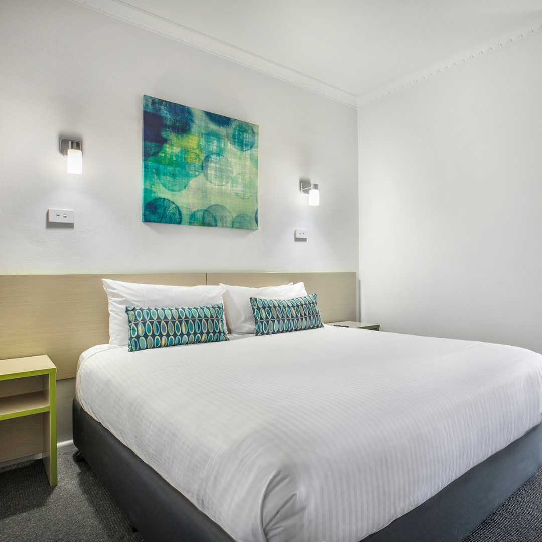 Skyways Hotel Website (10).png