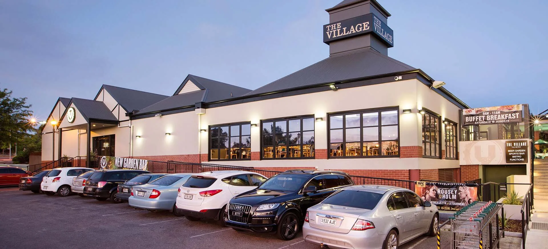 Village Hotel, Golden Grove, SA