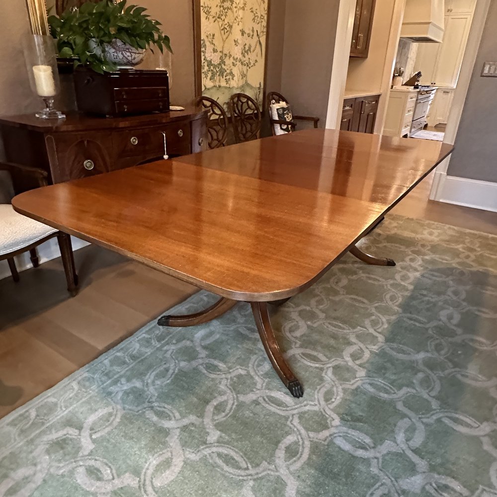 Vintage Duncan Phyfe Style Dining Table — GoneGirl