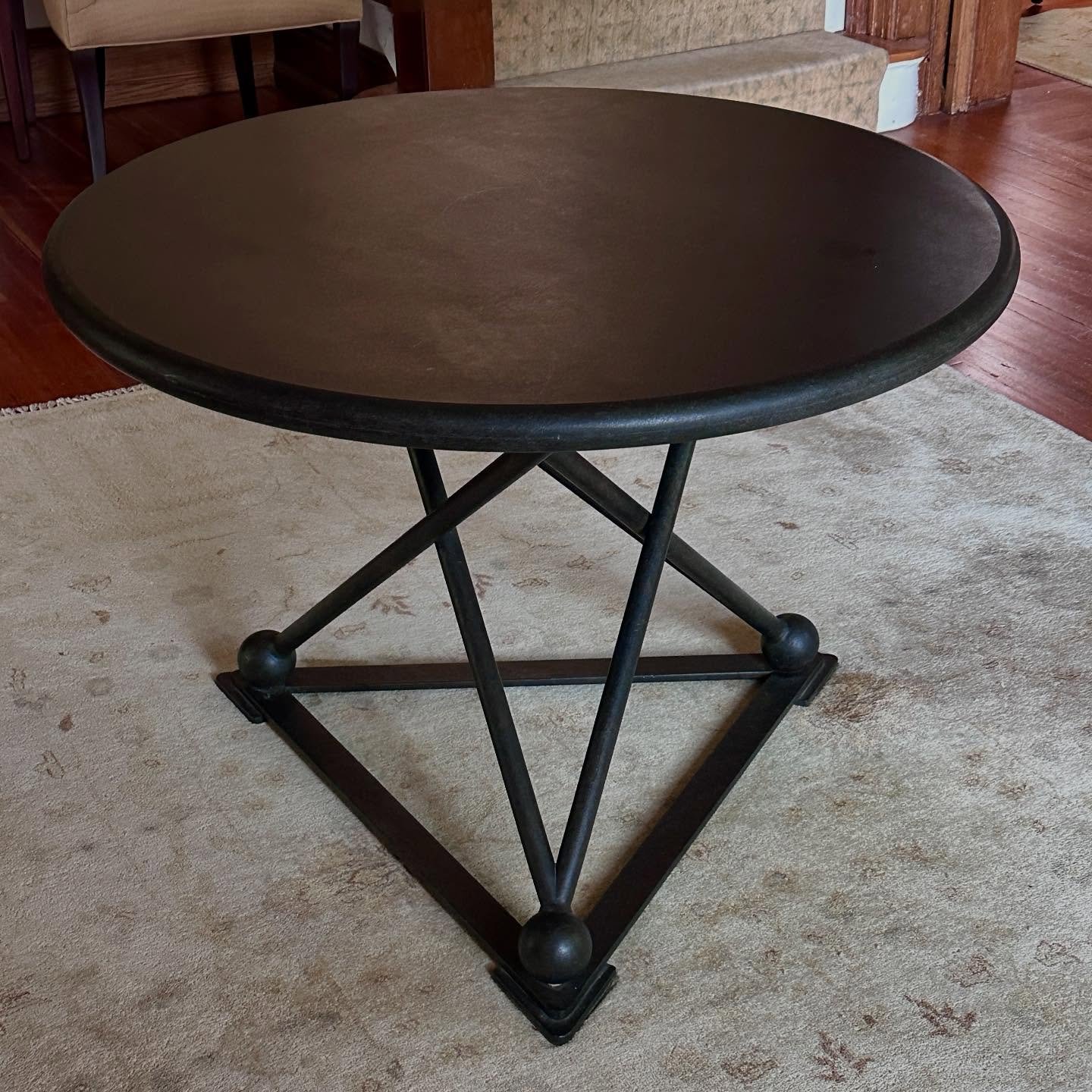@dennisandleen making an entrance grand.
.
.
.
.
.
#dennisandleen 
#timelessdesign 
#timelessfurniture
#entrytable 
#luxuryconsignment 
#secondhandfirst 
#chairishbydesign 
#chairishsuperseller 
#gonegirlhome