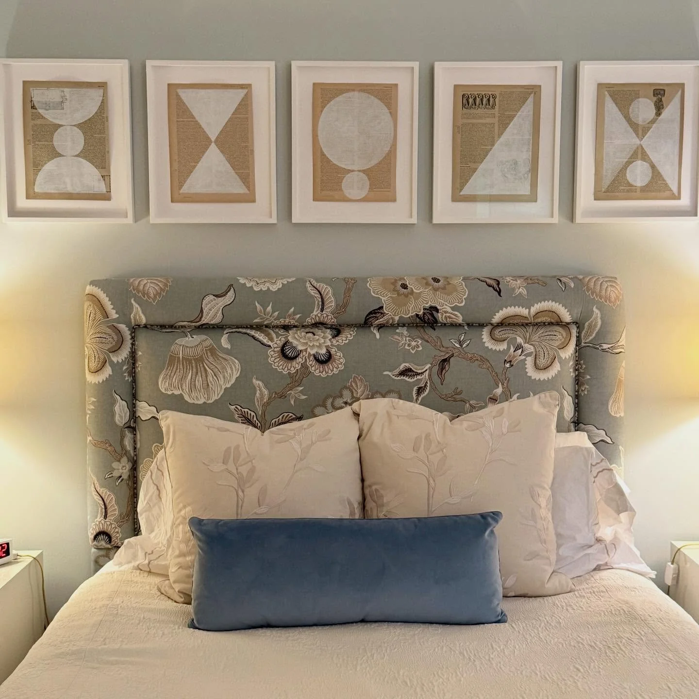 And now we rest.
.
.
.
.
.
@celerie
@schumacher1889
#hothouseflowersfabric
#schustagram
#makeyourmark1889
#schumacherfabrics
#gonegirlhome