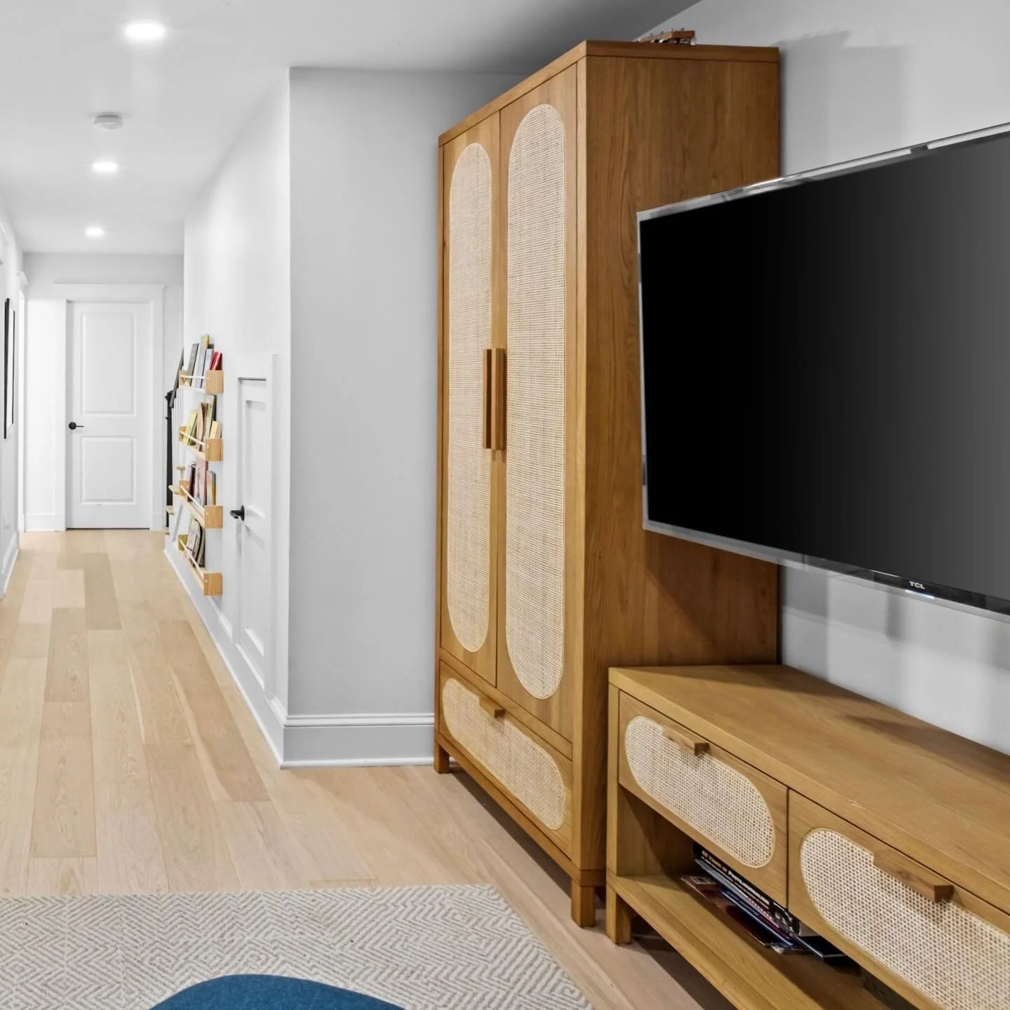 We love a  high-low combo.
🔸Four Hands Allegra Cabinet; 2 available
🔸Four Hands Allegra Media Console
.
.
.
.
.
#fourhands 
#mediaconsole
#canepaneling
#tallcabinet