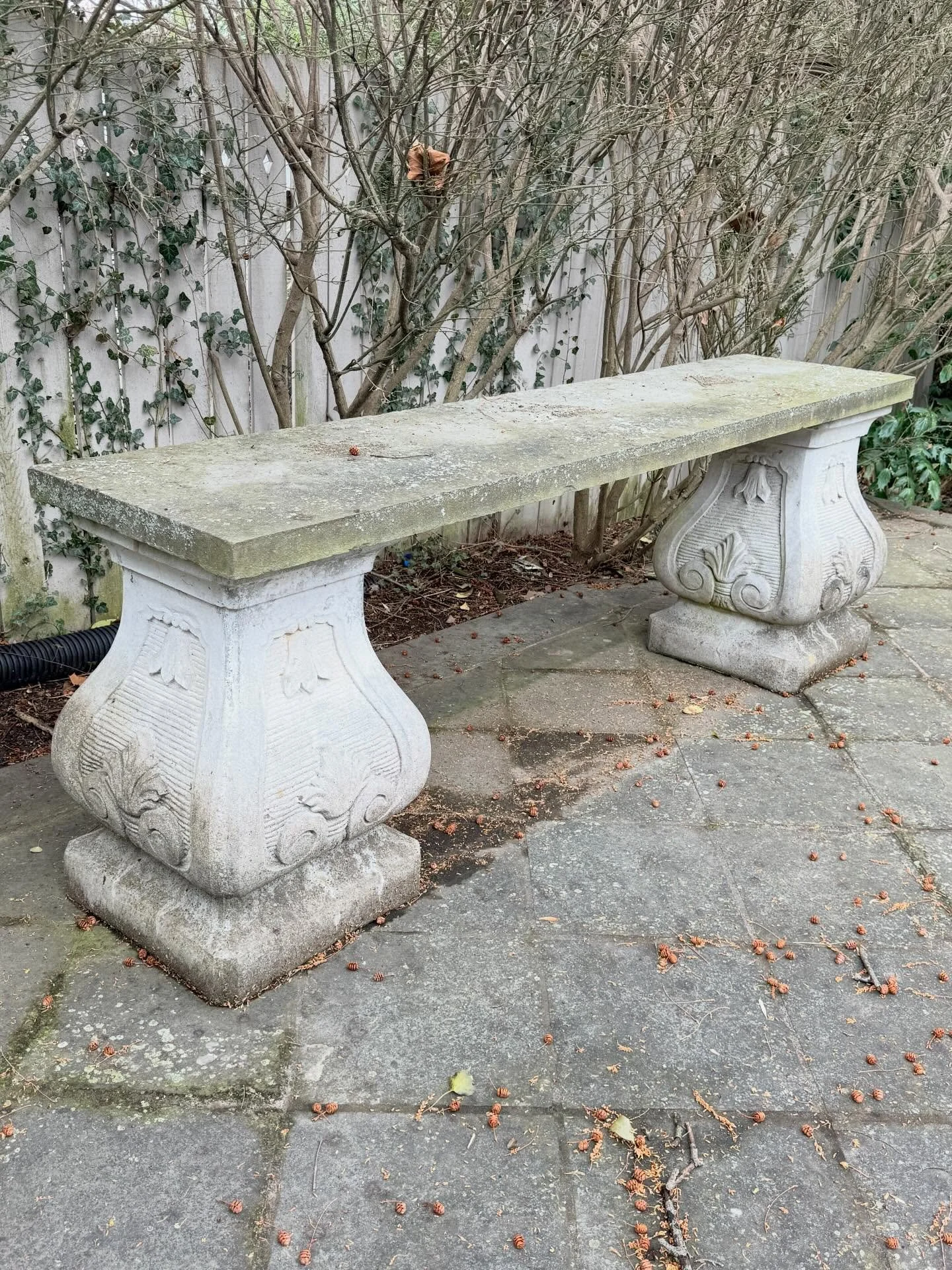 Stone Age(d)

🔸 Antique Stone Console Table (OVERSIZED)
.
.
.
.
.
#concreteconsole
#stoneconsoletable
#antiqueoutdoortable
#antiqueconcrete
#antiquegarden