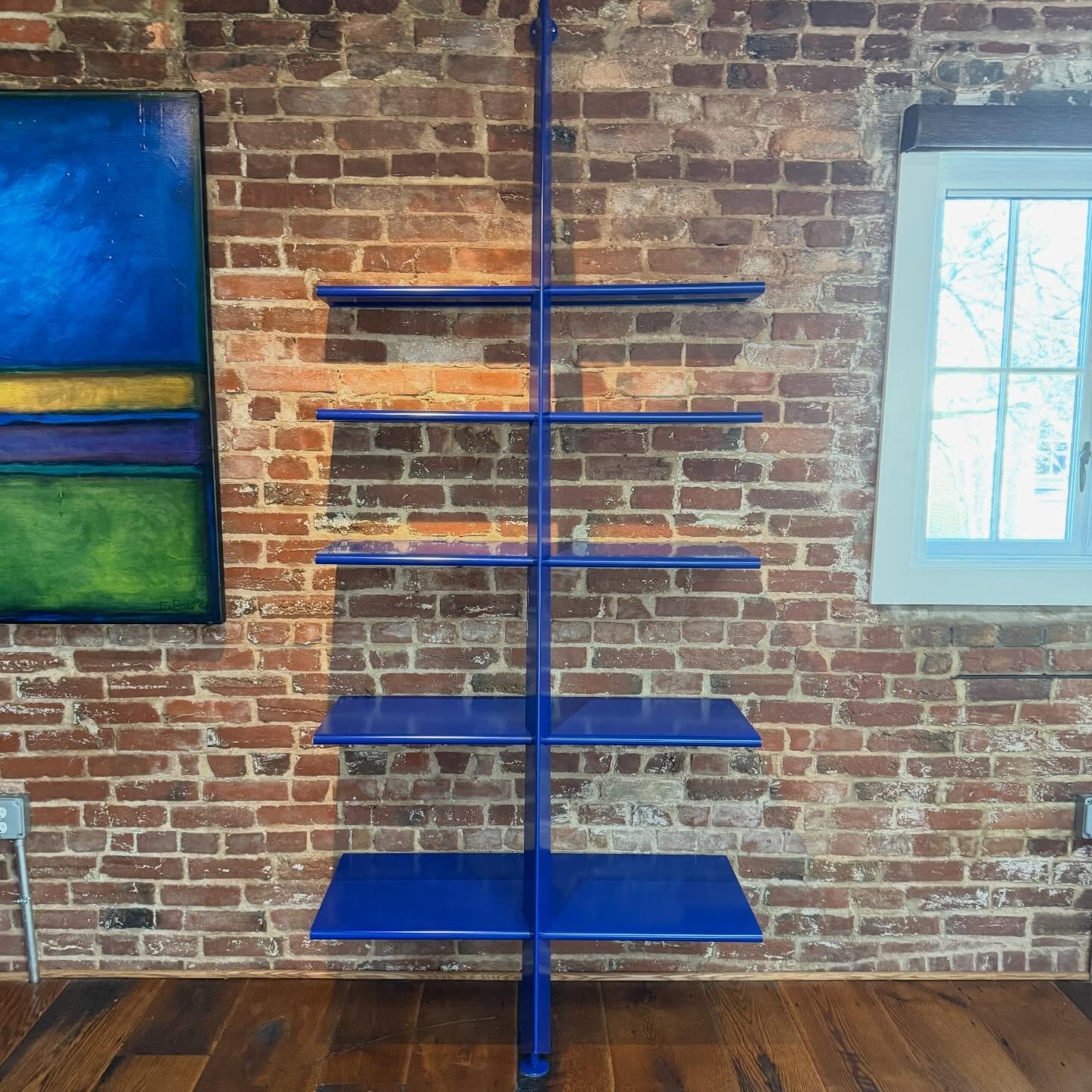 STACKED📘
 🔸Philippe Starck Mac Gee Bookshelf, 1984
.
.
.
.
.
#philippestarck
#macgee
#baleritalia
#moderndesign
#bookshelf