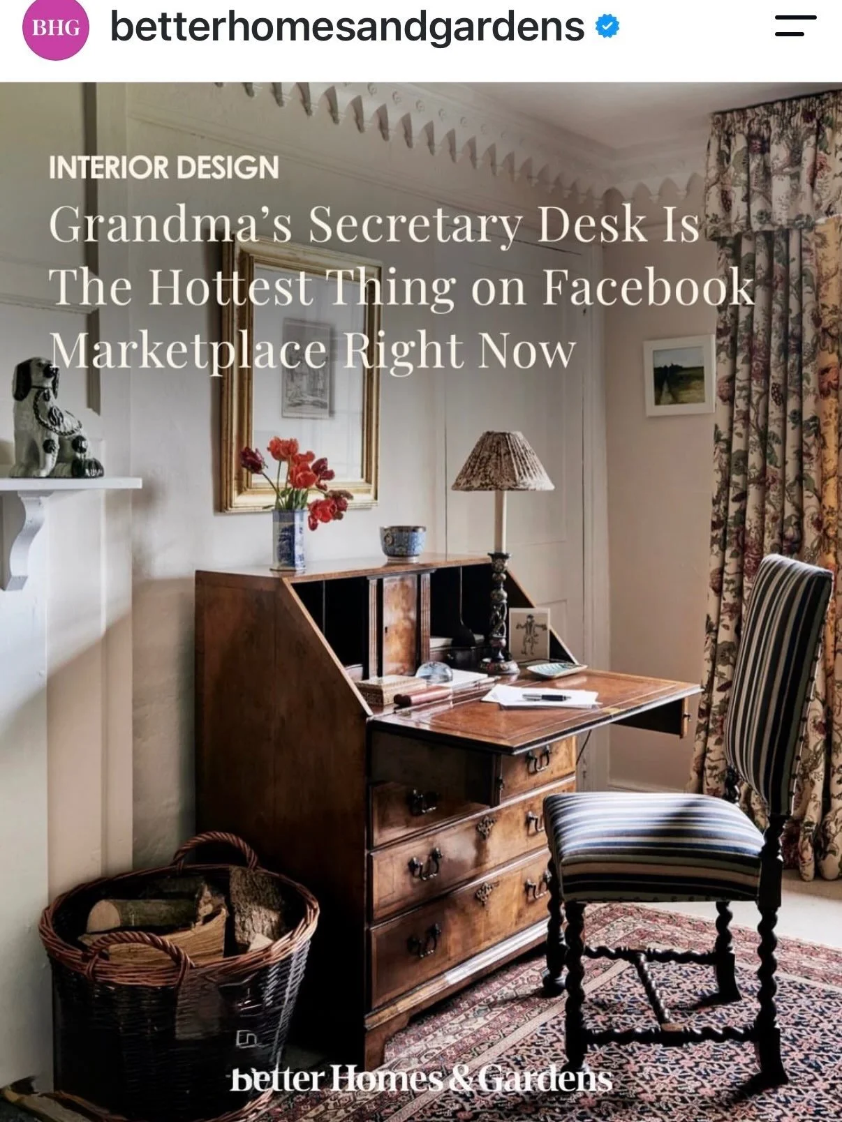 Happy to See the Secretary Desk Revival!&nbsp;&nbsp;&nbsp;&nbsp;Swipe to see two of ours&hellip;and yes, those are social registers!&nbsp;&nbsp;&nbsp;&nbsp;
.
.
.
.
.
.
#secretarydesk
#antiquesecretary
#curatedconsignment