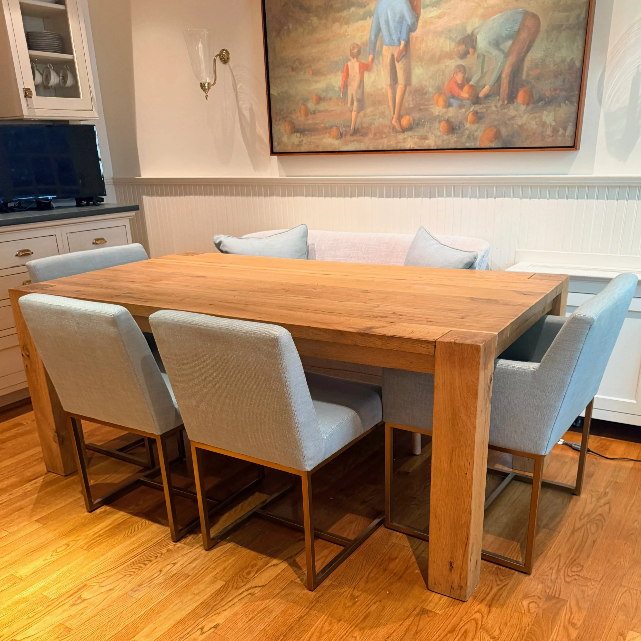 From Pot Pie to Puzzles
.
.
.
.
.
#rhdiningtable 
#rhdiningchairs
#banquette 
#kitchentable