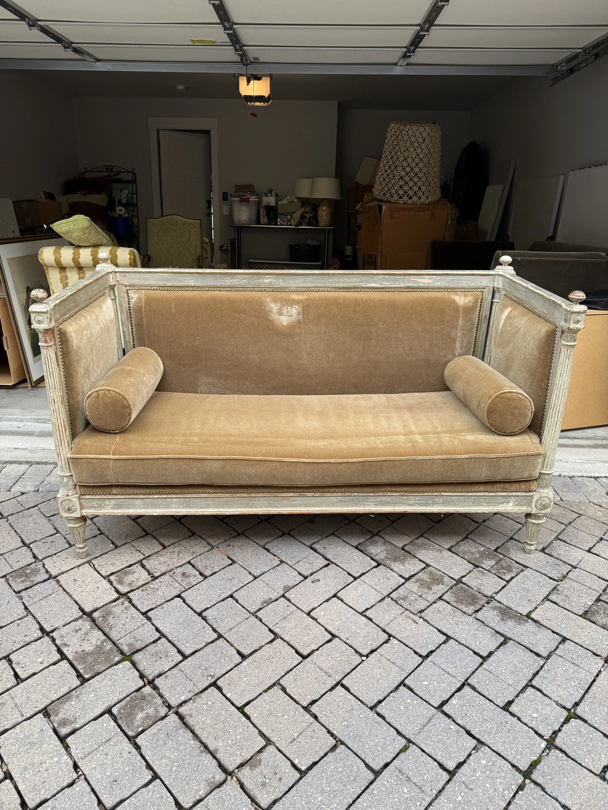 French Provincial Daybed - NASHVILLE