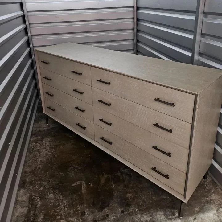 MG+BW 8 Drawer Dresser