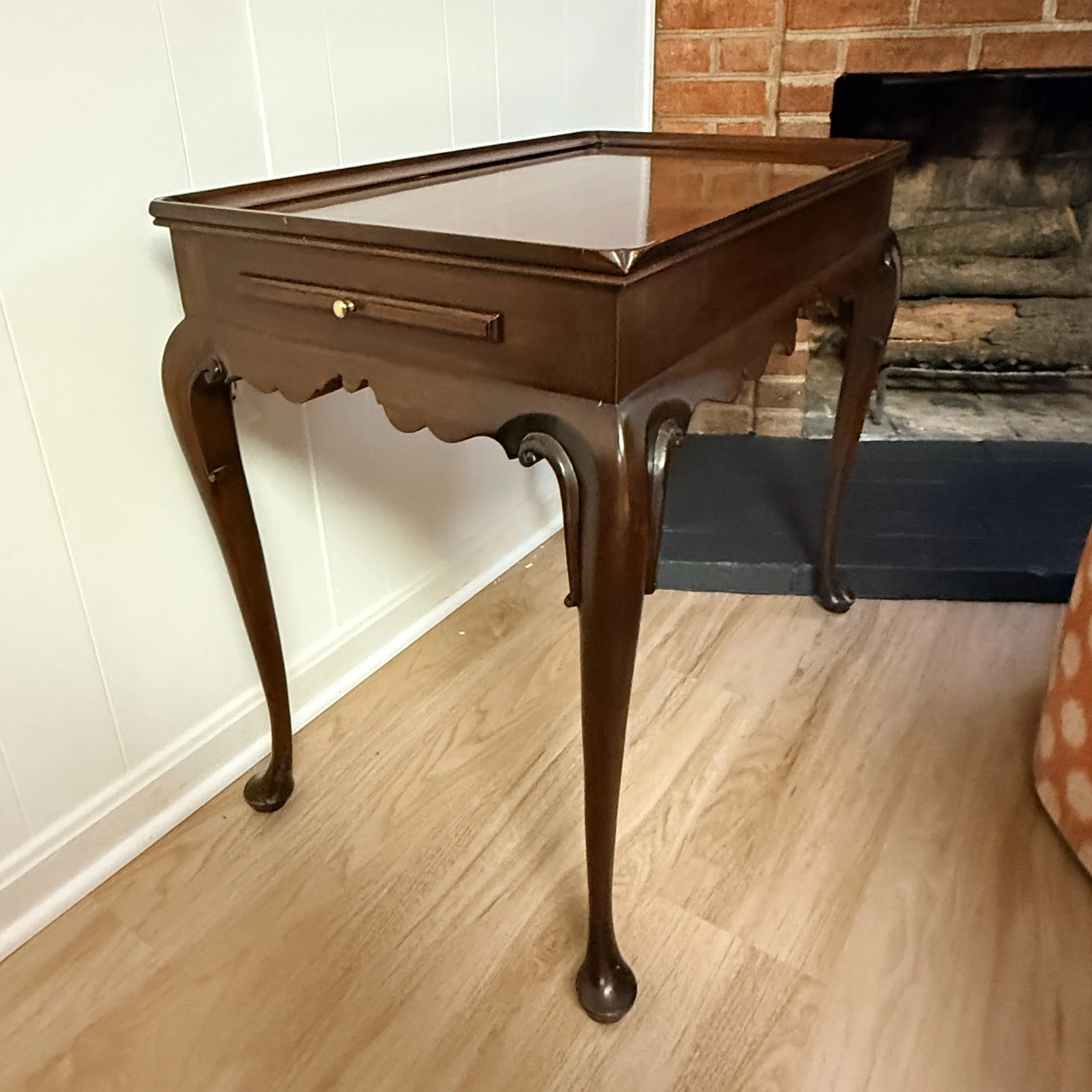 Henkel Harris Tea Table
