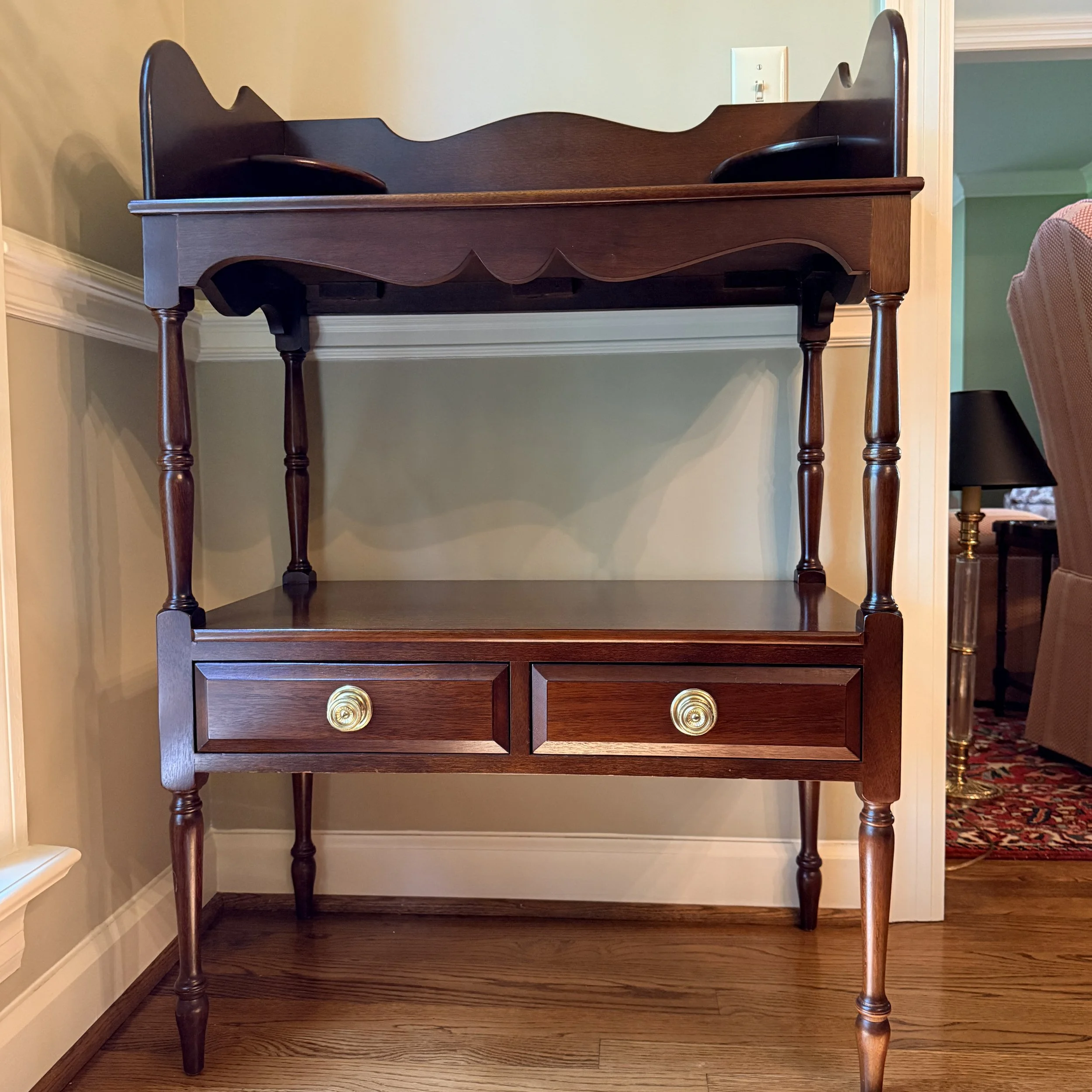 Sheraton Wash Stand Server - NASHVILLE