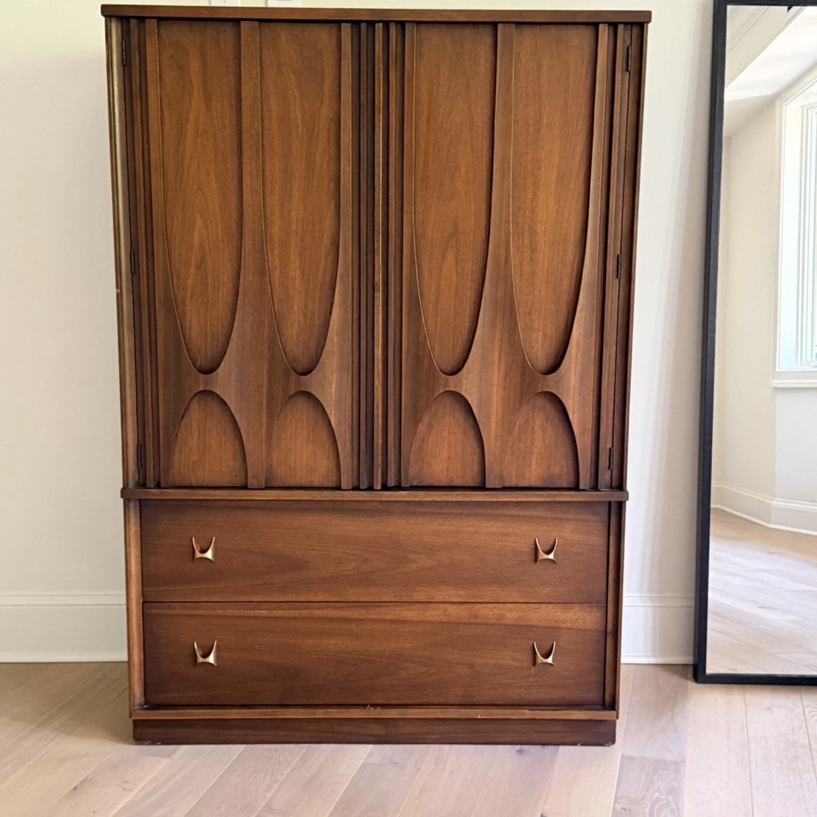 Vintage Broyhill Brasilia II Gentleman's Chest