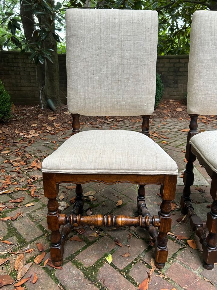 linen chairs 2.jpeg