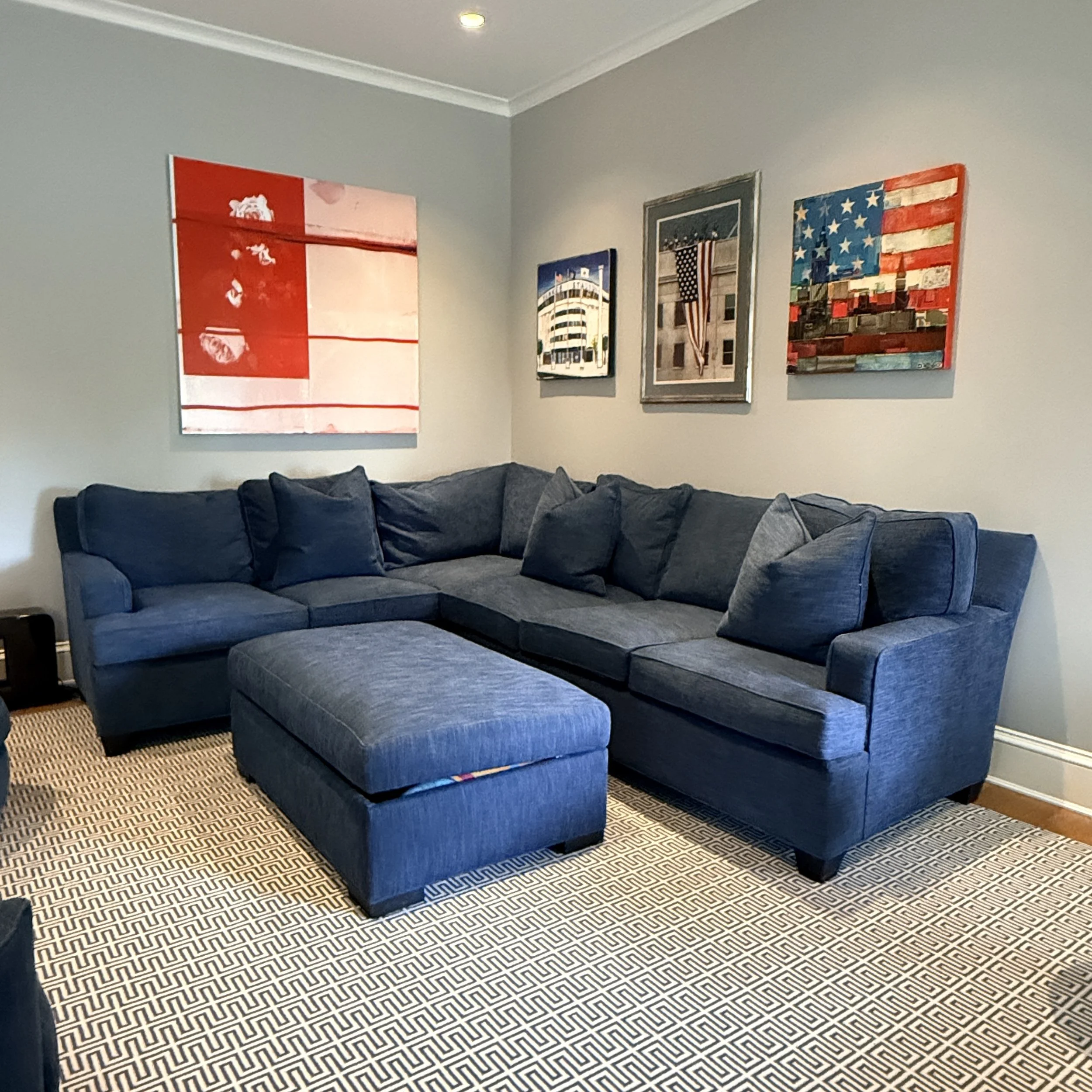 Highland House Sectional 
