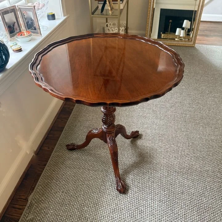 Tilt Top Piecrust Table