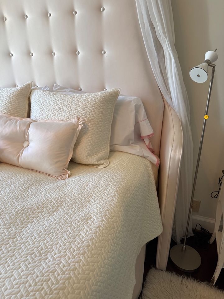 bed 4.jpeg