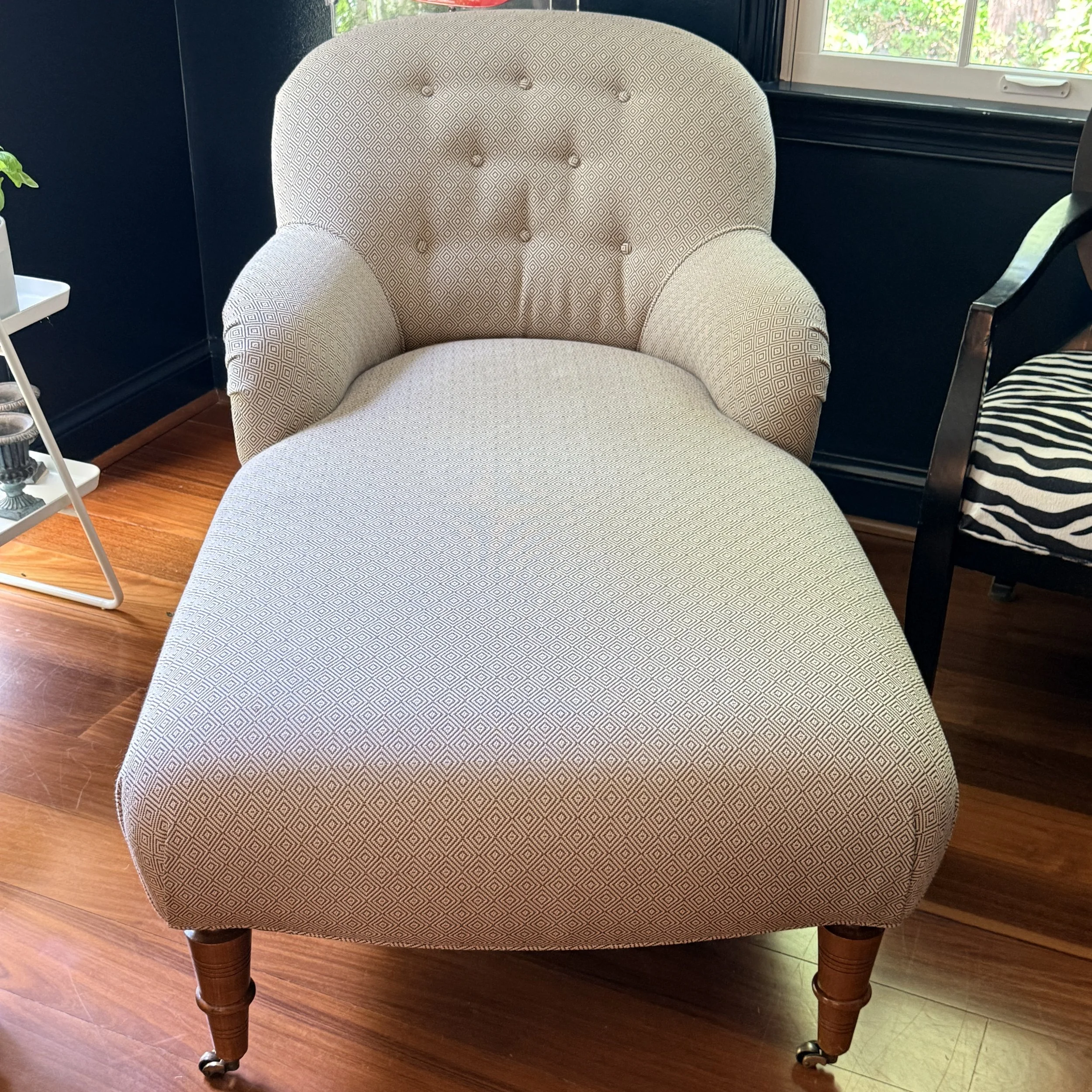 O. Henry Chaise Longue