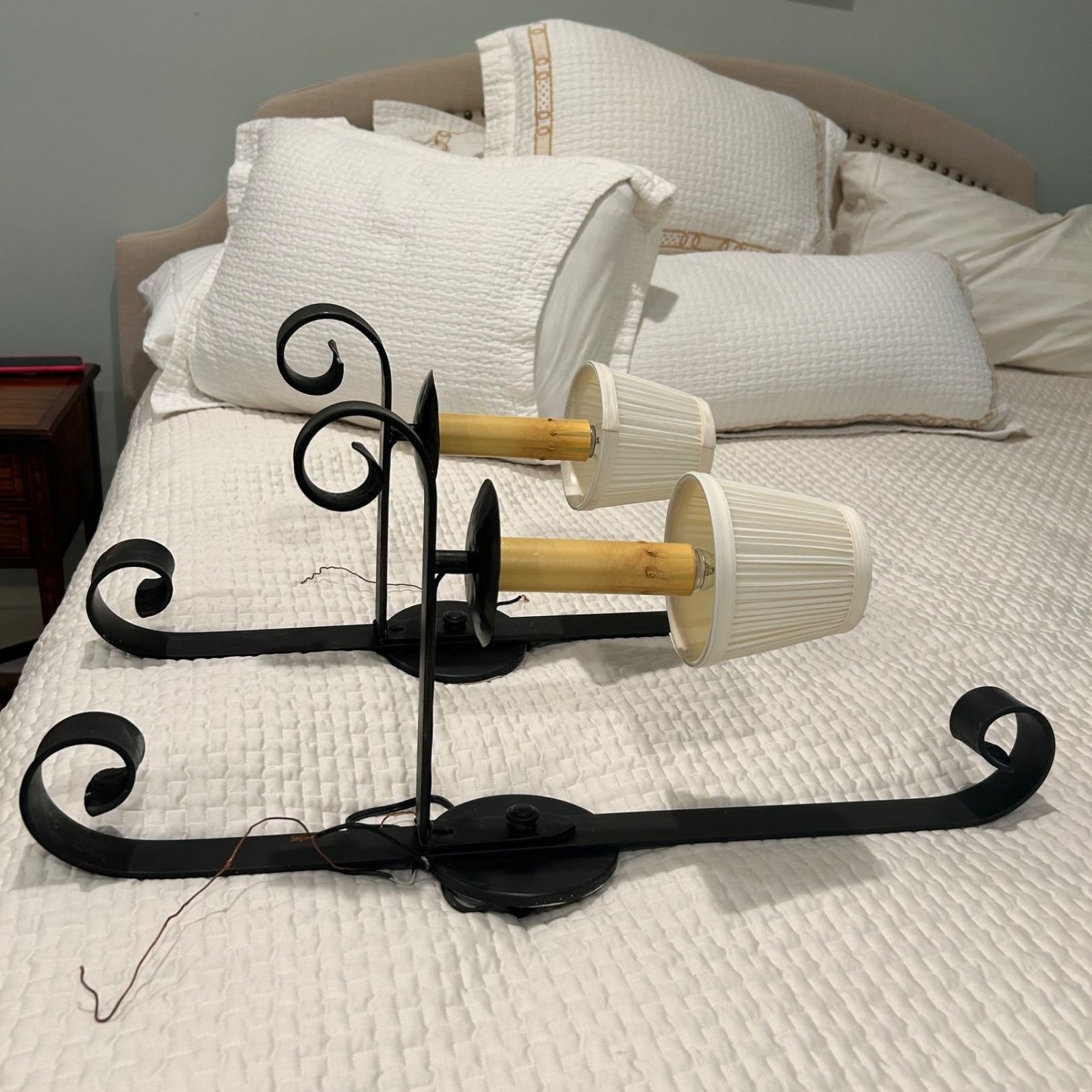 LB+sconce+2.jpg