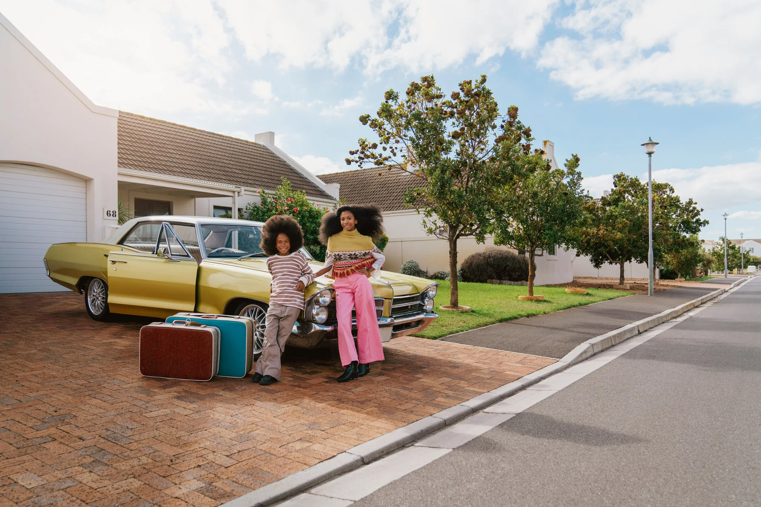 modern-family-retro-style (1).jpg