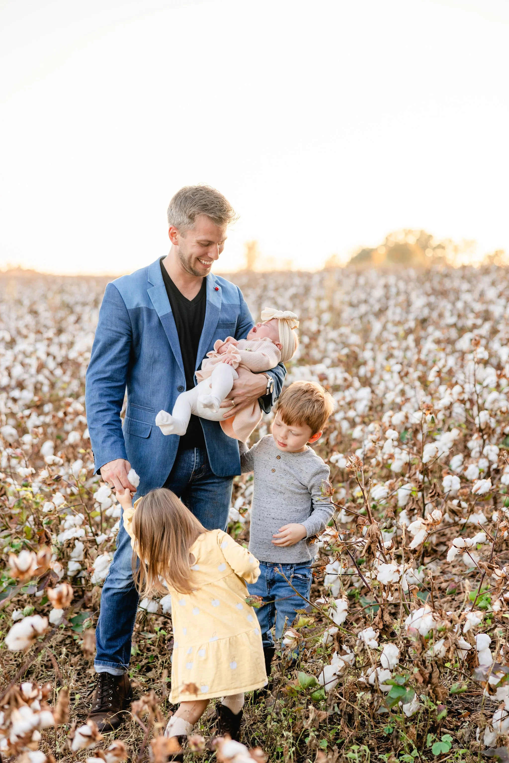 Fall2023FamilyCottonFields-6898.JPG