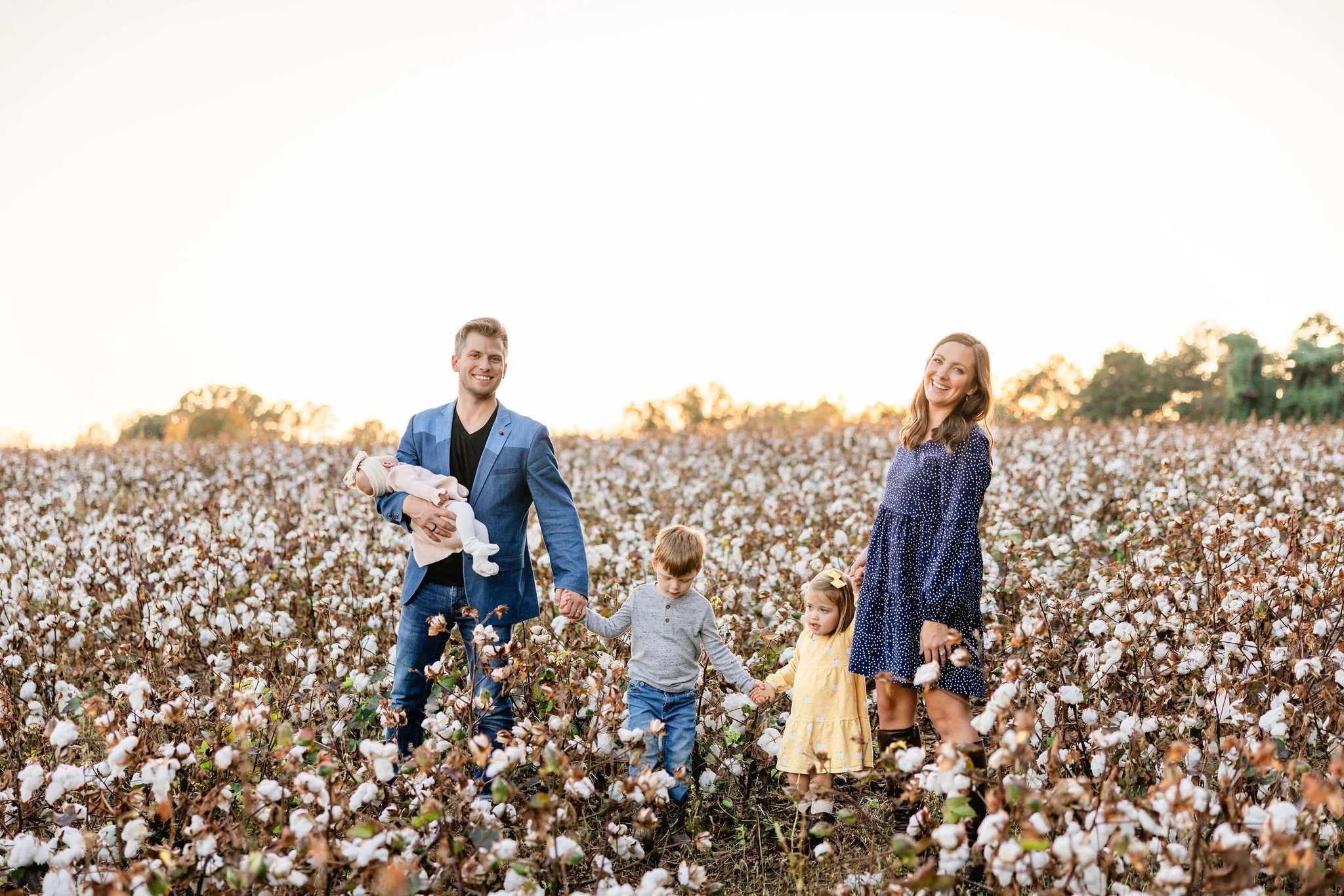 Fall2023FamilyCottonFields-7126.JPG