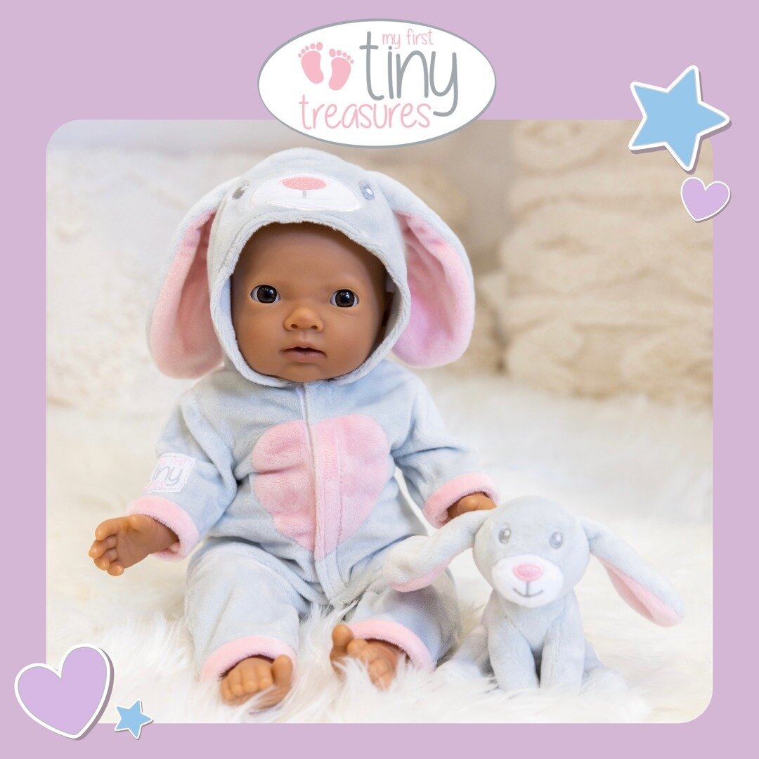 Let's hop to it! Your My First Tiny Treasures can be as snug as a bug in this comfy bunny all in one!🐰🐰

#tinytreasures #dolls #doll #dollstagram #babydoll #imaginativeplay #baby #dollstagram #kidstoys #rebornbaby #learnthroughplay #roleplay #presc