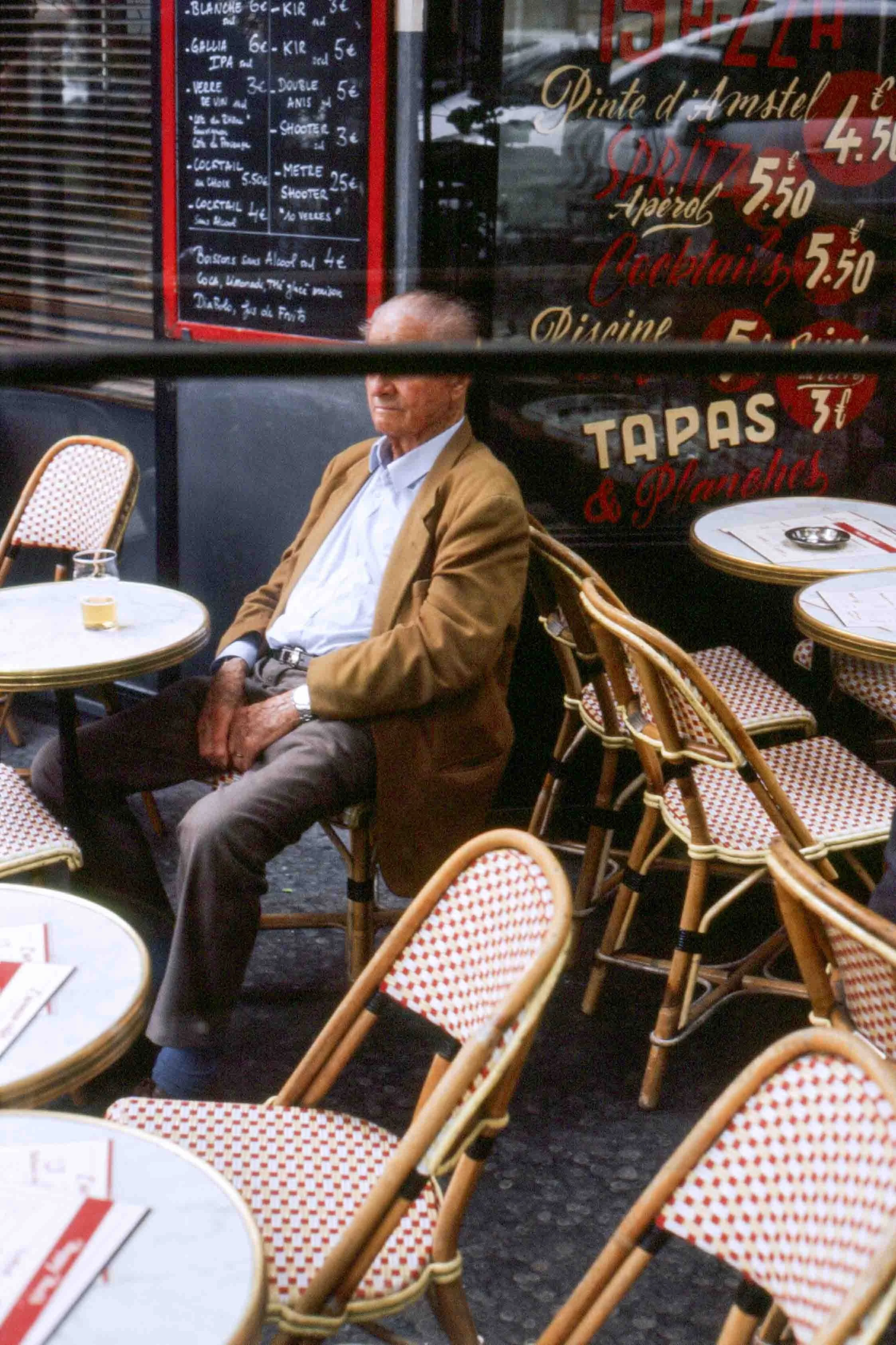 Paris, 2022.