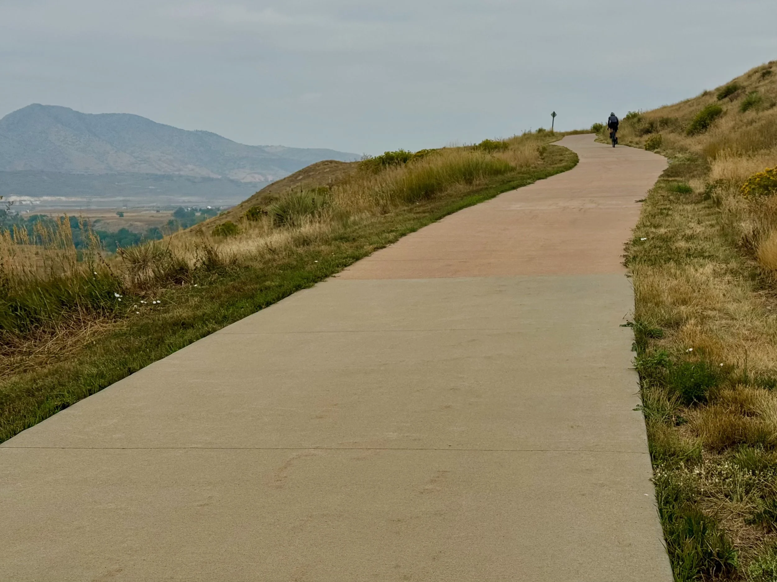 day_3_colarado_forward_cycling_gravel_bike_adventure_red_rocks_dino_ridge_jenny_pics_013-compressed.jpeg