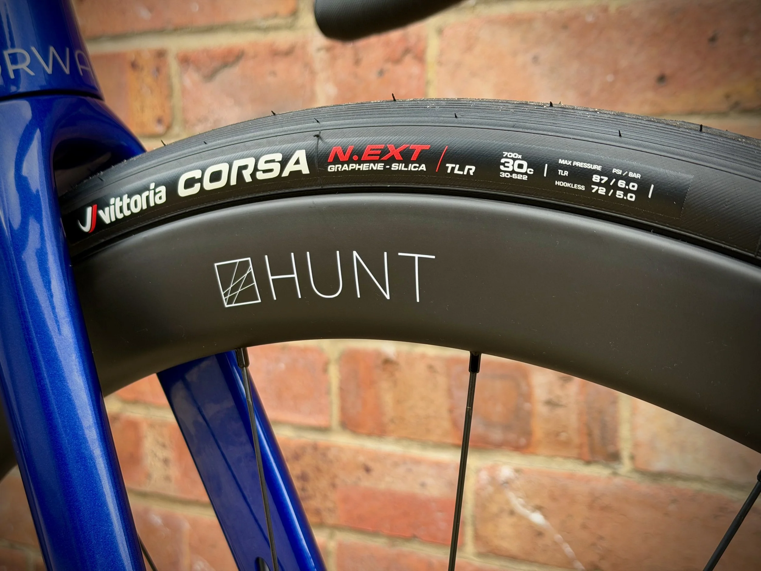 forwards_cycling_one_evo_fctry_custom_road_bike_metallic_blue_008.jpeg