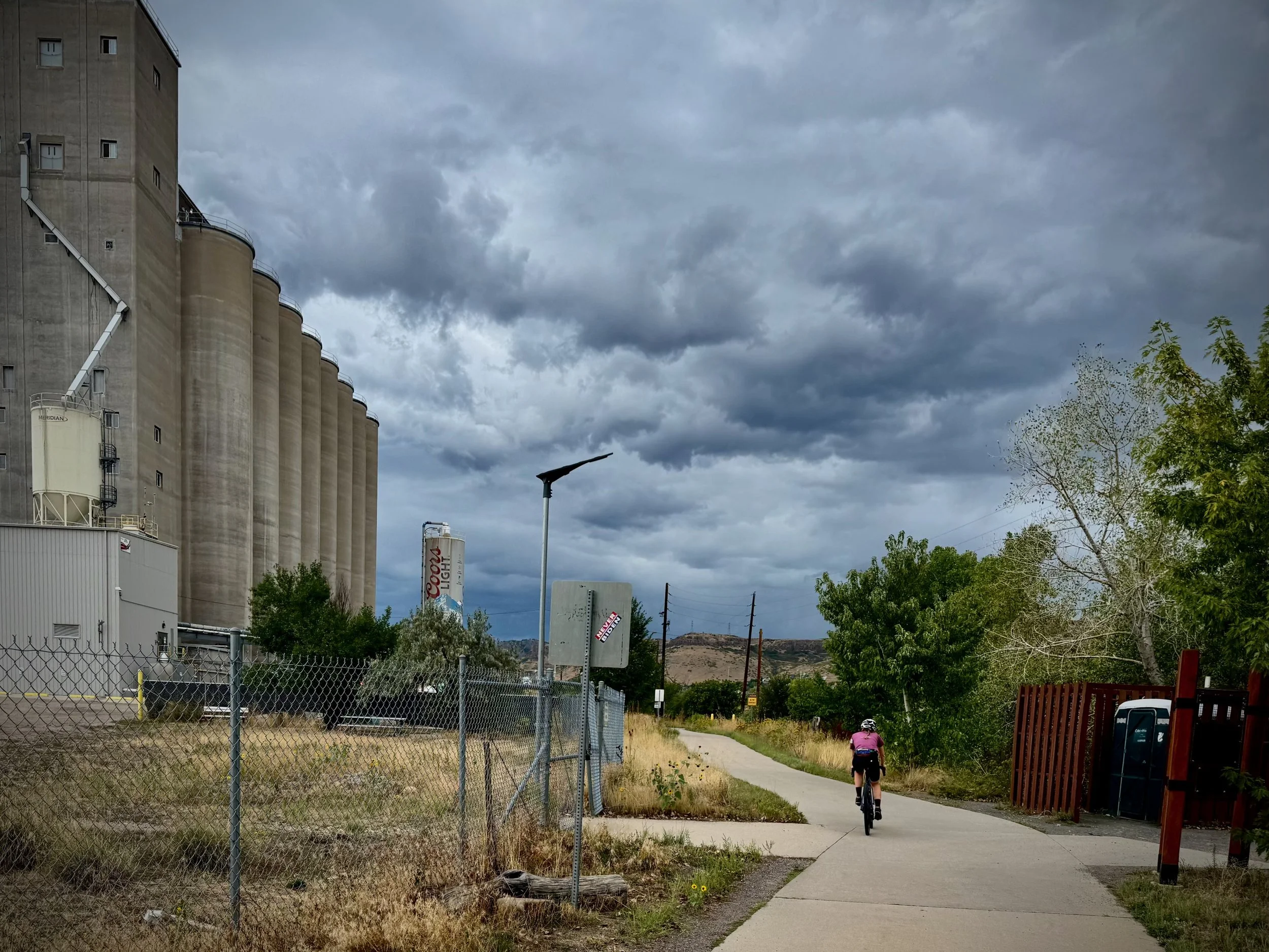day_10_colarado_forward_cycling_gravel_bike_adventure_denver_circular_racing_the_storm_011-compressed.jpeg