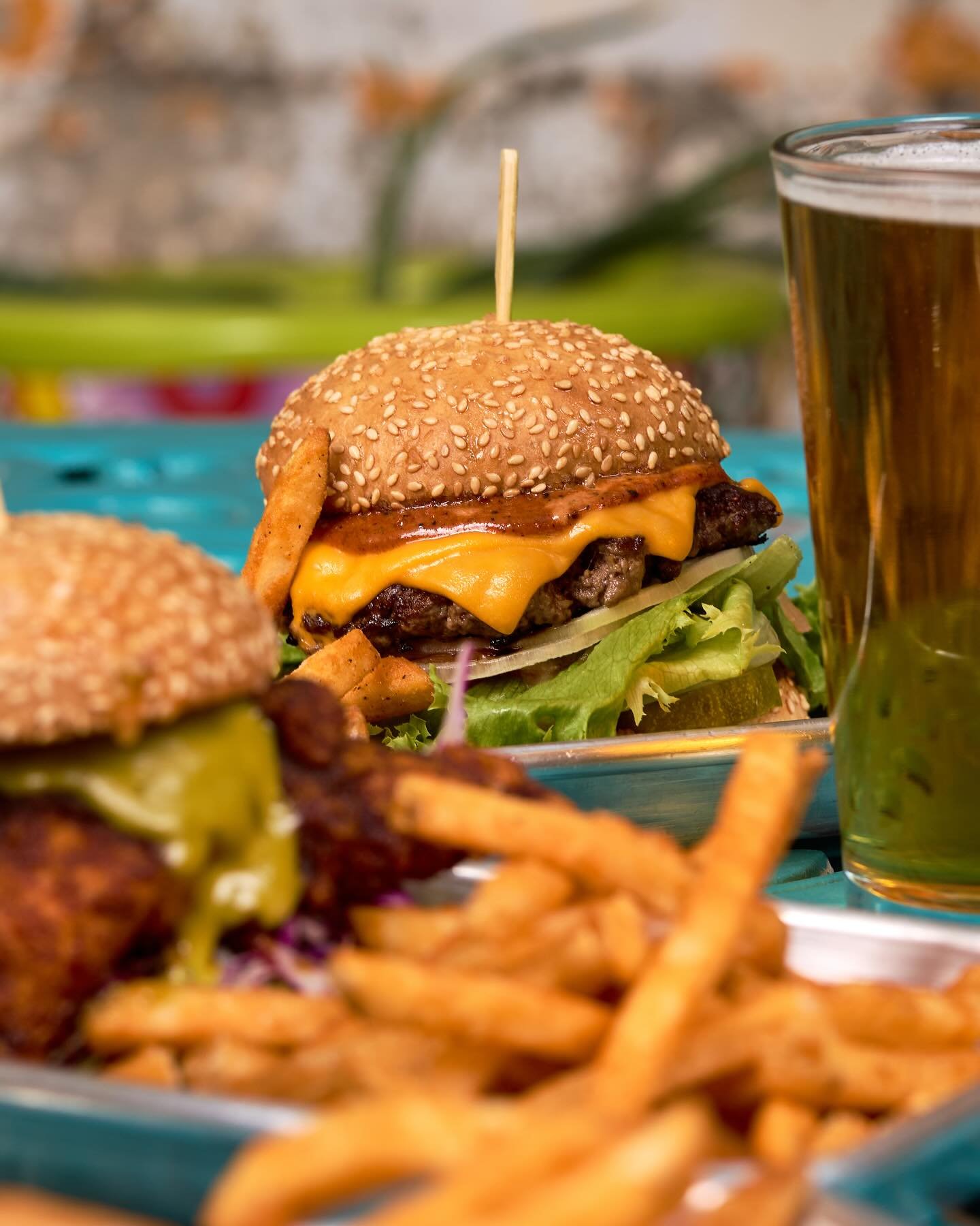Drop a 🍔 if you&rsquo;re Team Burger or a 🐓 if you&rsquo;re Team Chicken Sandwich! 

Let the battle of the bites begin. 🔥