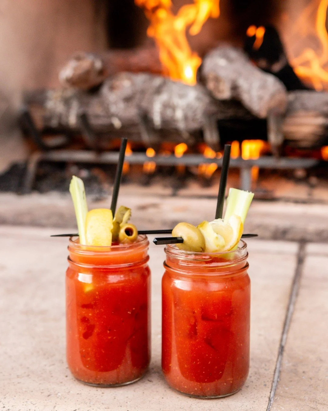 New year, same hangover 🙄 

Meet us at Park on Fremont tomorrow for the ultimate Hangover Cure Brunch &mdash; $25 bottomless Bloody Marys &amp; mimosas, gnome-approved. 🍅🍾

BONUS: Post your NYE moment, tag + show us to snag 25% off your bill.

📆 