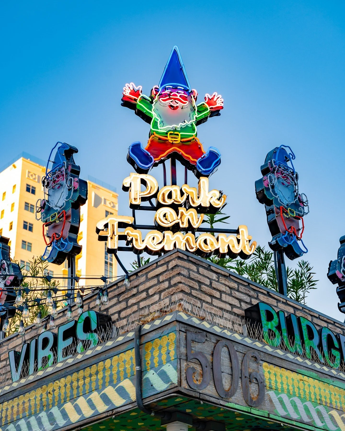 Gnome Sweet Gnome 🌴🌳✨

Welcome to Park on Fremont, your friendly neighborhood bar in the heart of @DTLV Grab a beer, a burger, and a seat in our whimsical garden.