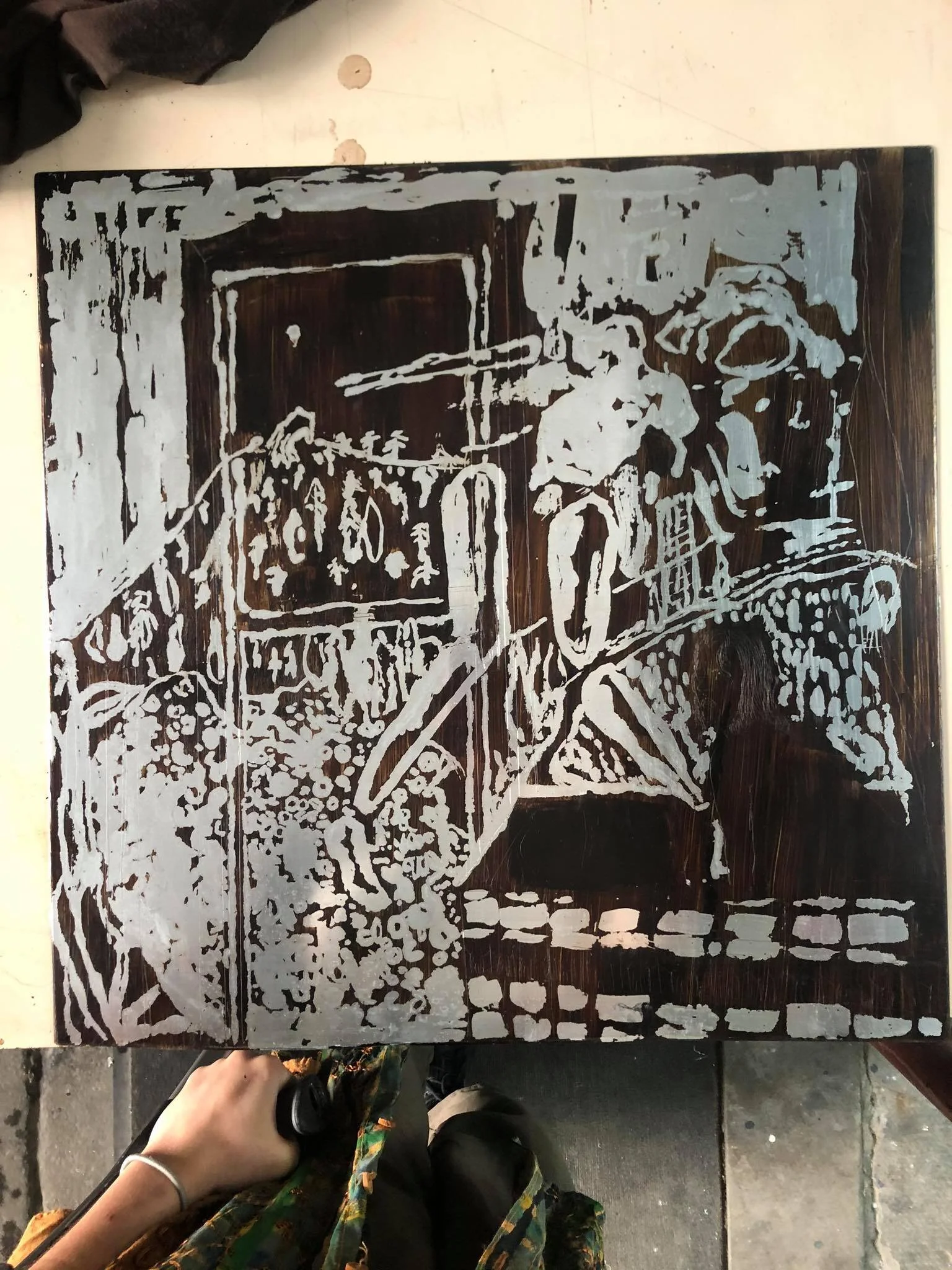 Varnish plus the negative of the sugarlift 