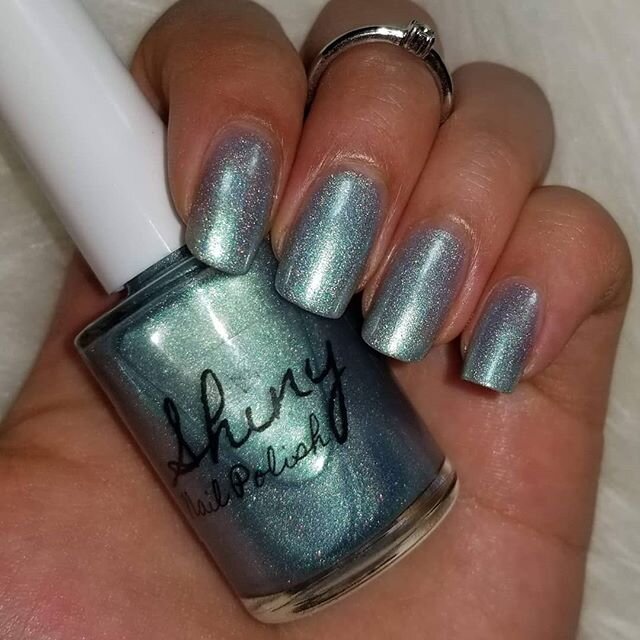 Polish names from left to right:

Igloo Splash
Holo darkness, my old friend
Holo Raindrop
Icy Water

Shiny nail polish will be bringing 44 colors and mystery polishes to @the.indie.shop this sunday. To see the full album of all the polishes, go to my