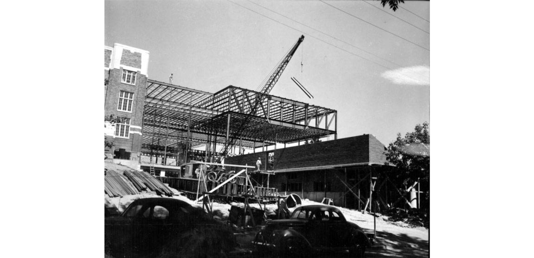 Construction of the 1954 wing of PHS