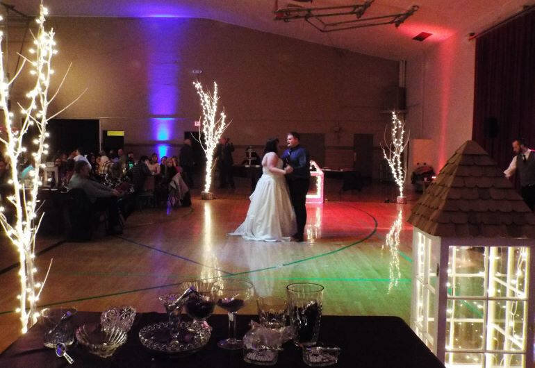a-bride-and-groom-dance-at-gladish-in-pullman-washington.jpg