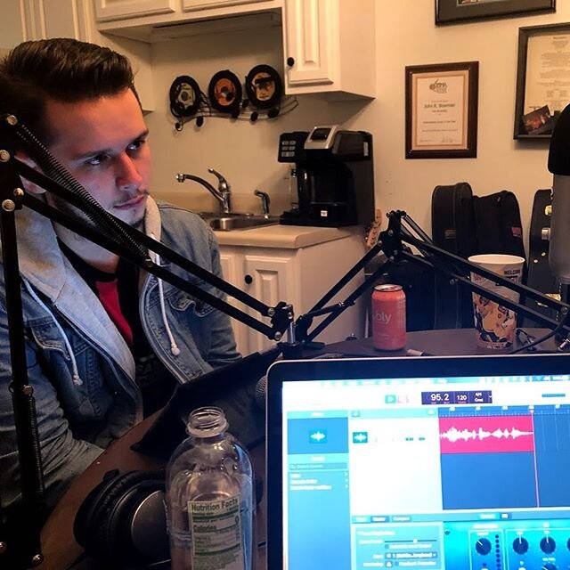 Working on something new! Some exciting things are happening right now! Are there any music and sports fans out there?! @thejasonelkins @jrcourt22 @yearyjimmy 
#countrymusic #sport #songwriting #family #friends #exciting #expecting