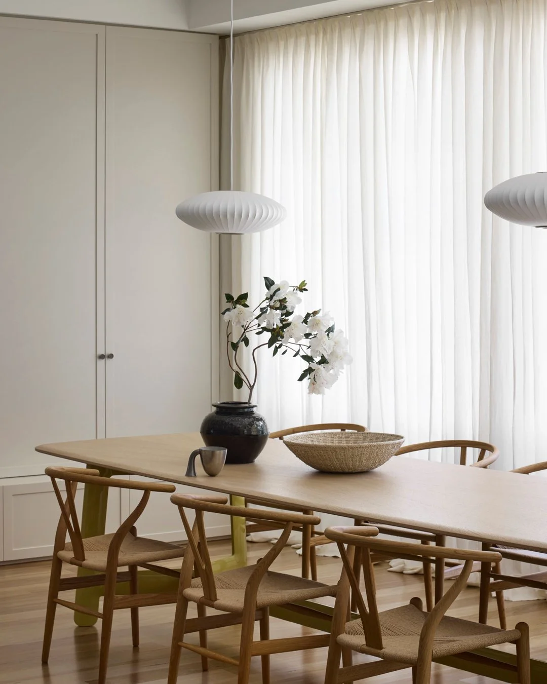 Much of our expertise lies in translating your lifestyle into spaces that are not only beautiful but also purposeful and enduring.
As Interior Designers, we are able to make comprehensive recommendations around the configuration of your home during