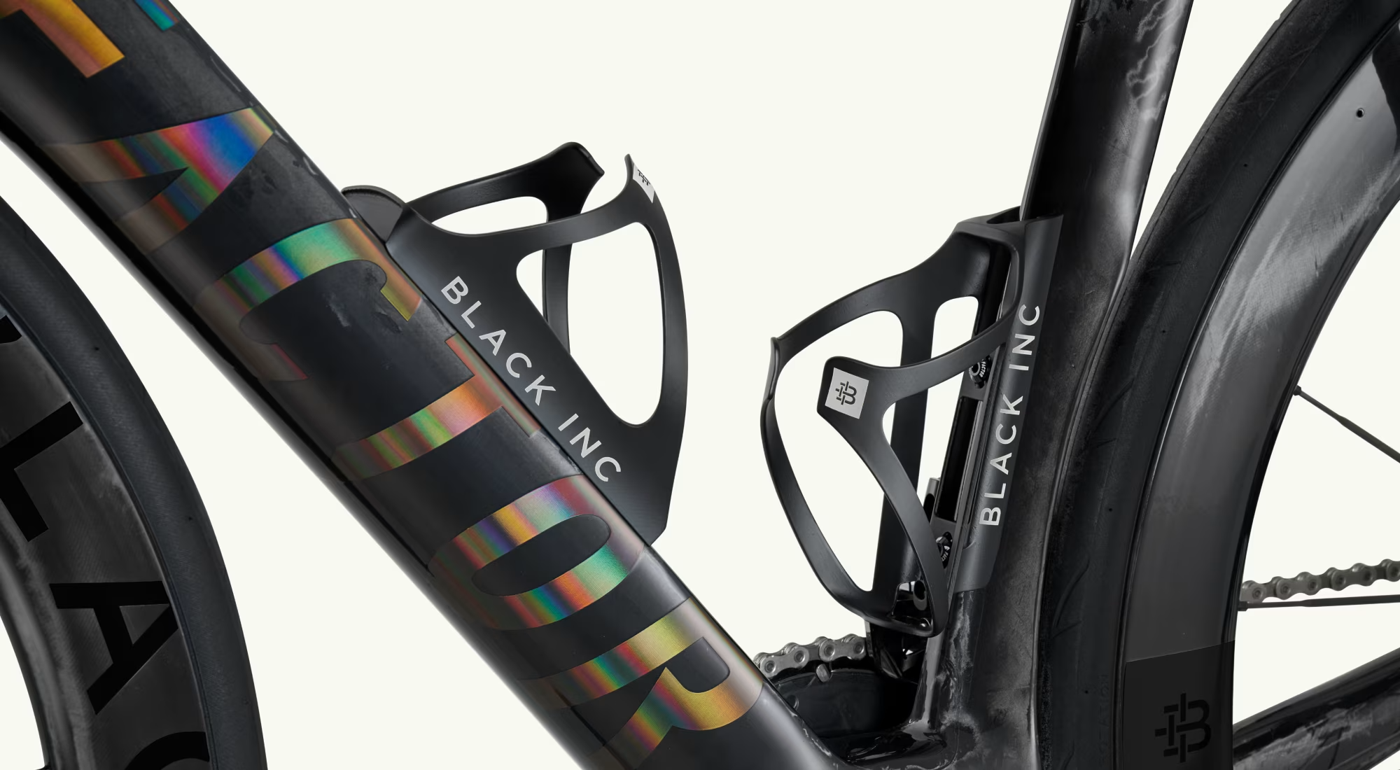 AERO INTEGRATED BOTTLE CAGES