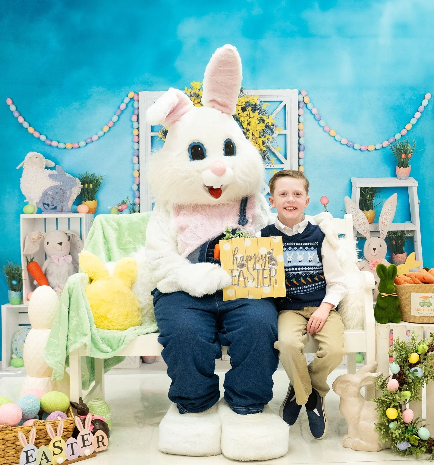 It's time for the Easter Bunny!! 🐰🐣🍫🥚🌷

Book your mini sessions now! 

Dates:
March 30th &amp; April 6th
Merchantville, NJ

To book email/text:
MinniesMmoments@gmail.com
856-313-9992