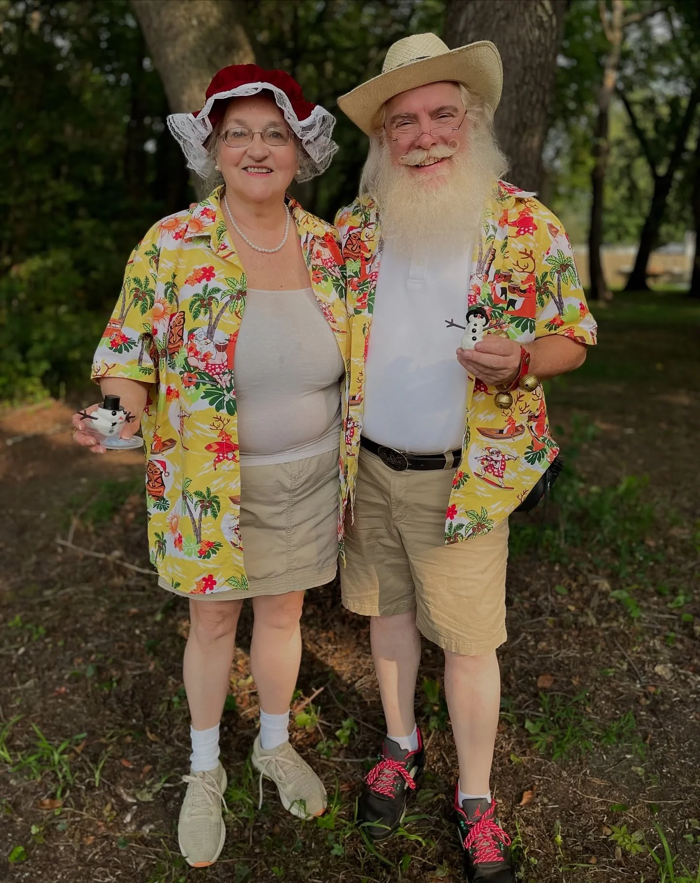 Merry Christmas in July! 🎄🎅🏻🤶🏻☀️👙🍉⛱️☃️